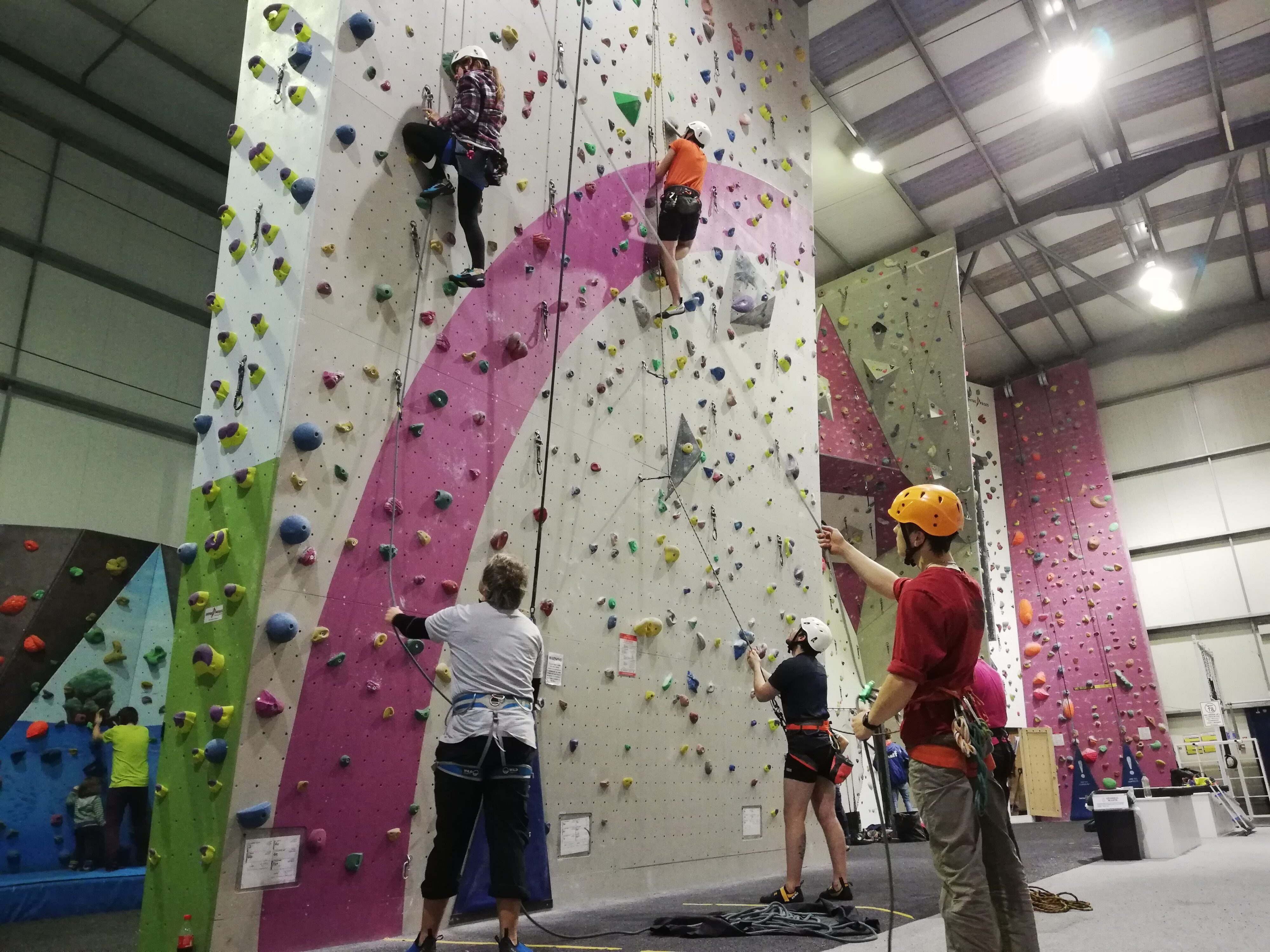 Teaching indoor lead climbing – Climbing Wall Development Instructor CWDI assessment